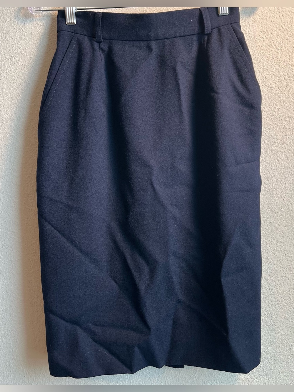 JH Collectibles Vintage Women’s Sz. 6 Navy Tailored Fully Lined Pencil Skirt